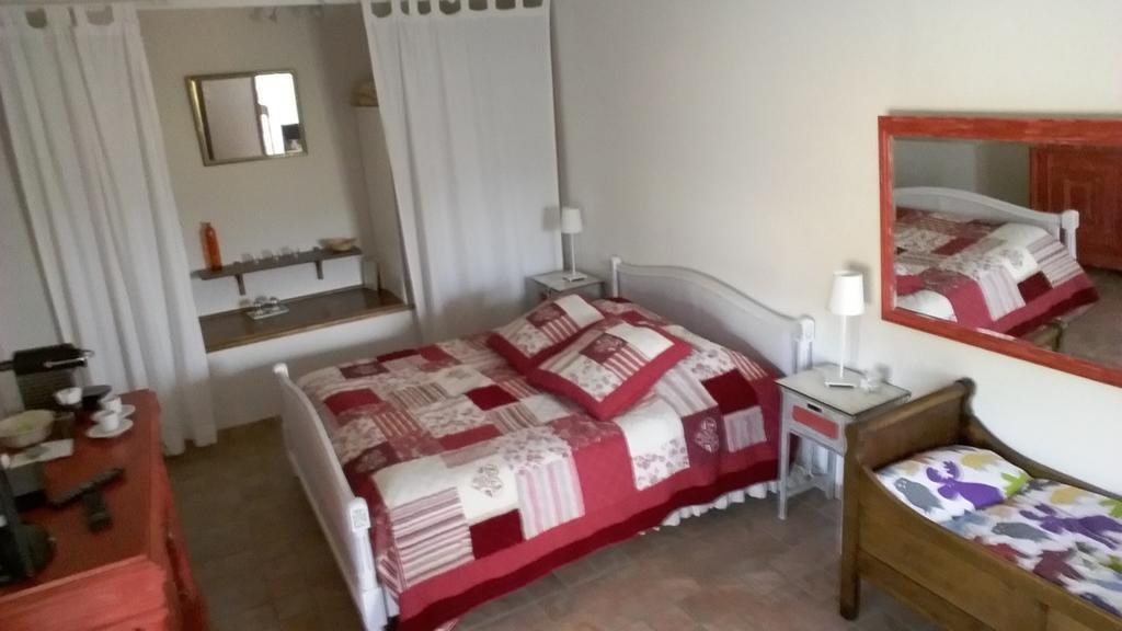 Empurany Chambres D'Hotes Le Crouzat المظهر الخارجي الصورة